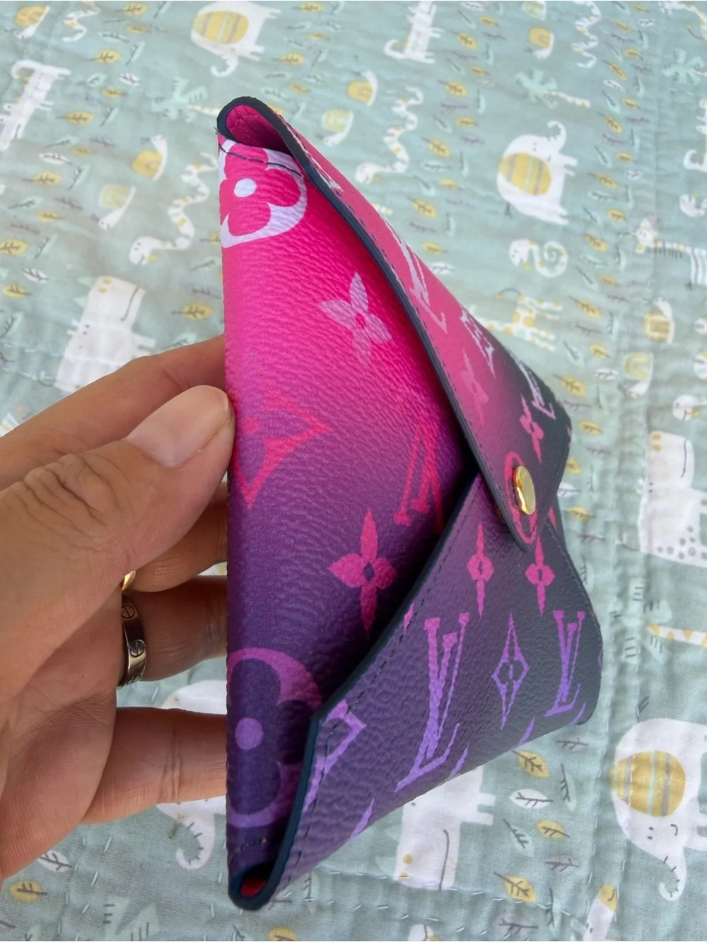 Louis Vuitton Medium Kirigami (PRICE FIRM)